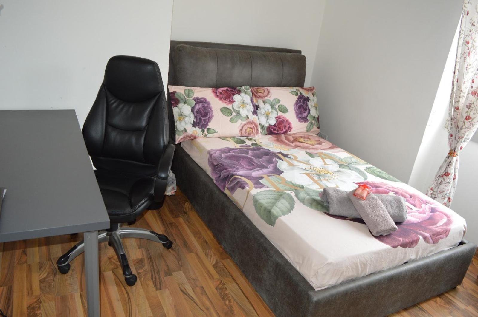 Apartament El Cuarto De Tula Genua Zewnętrze zdjęcie